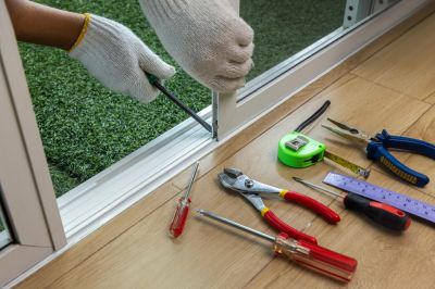 Keeps insects out.